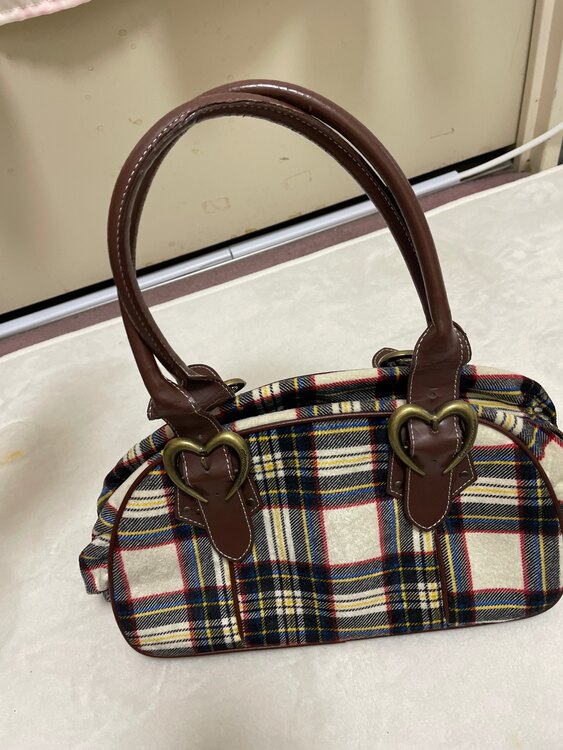 サマンサベガのバック（ブランド財布・小物）の商品画像 - 査定依頼日：2025年5月19日 - 最高査定価格：1,200円