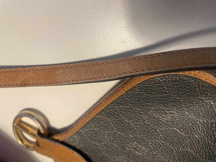 ディオール  （ブランドバッグ）の商品画像 - 査定依頼日：2026年3月25日 - 最高査定価格：7,000円