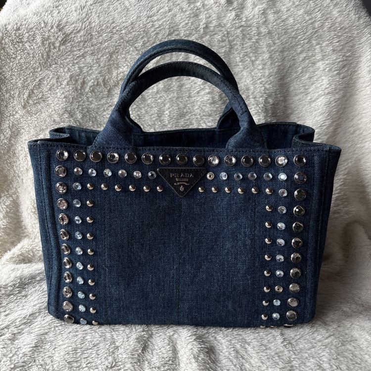 プラダ　カナパ（ブランドバッグ）の商品画像 - 査定依頼日：2025年12月9日 - 最高査定価格：40,000円