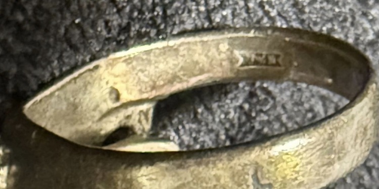 Vivienne Westwood（古着・ファッション）の商品画像 - 査定依頼日：2026年3月7日 - 最高査定価格：20,000円