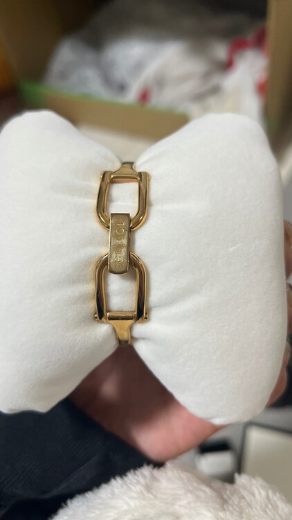 グッチ（高級時計）の商品画像 - 査定依頼日：2025年2月16日 - 最高査定価格：10,000円