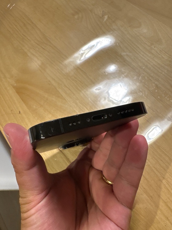 iPhone iPhone 14 Pro 256GB SIMフリー（スマホ）の商品画像 - 査定依頼日：2026年8月31日 - 最高査定価格：54,000円