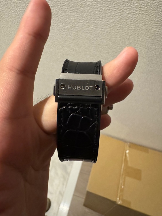 ウブロ クラシックフュージョン も（高級時計）の商品画像 - 査定依頼日：2025年6月15日 - 最高査定価格：560,000円