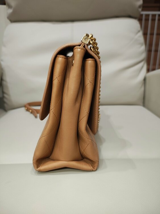 チェーンショルダー（ブランドバッグ）の商品画像 - 査定依頼日：2026年4月9日 - 最高査定価格：500,000円