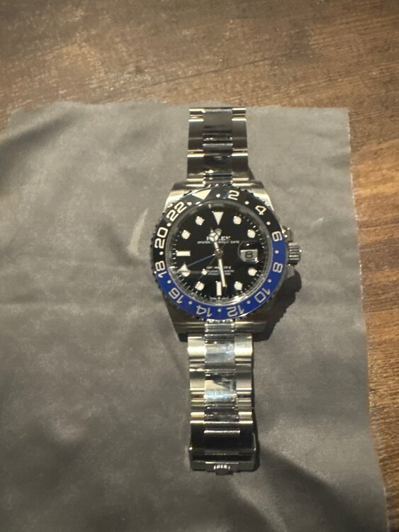 ロレックス GMTマスター （高級時計）の商品画像 - 査定依頼日：2025年5月13日 - 最高査定価格：2,200,000円