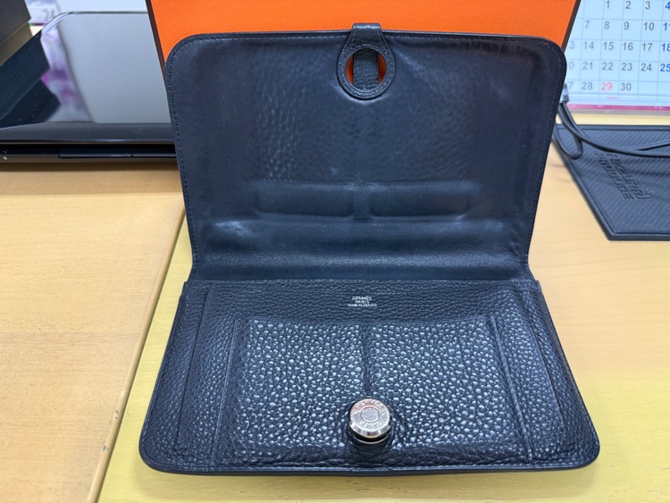 ドゴン GM（ブランド財布・小物）の商品画像 - 査定依頼日：2026年4月14日 - 最高査定価格：150,000円