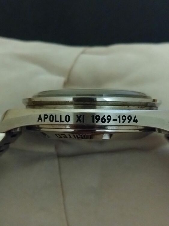 スピードマスター アポロ11号25周年限定モデル（高級時計）の商品画像 - 査定依頼日：2025年9月29日 - 最高査定価格：860,000円