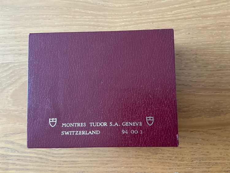 チューダー その他 クロnタイム79180（高級時計）の商品画像 - 査定依頼日：2025年7月5日 - 最高査定価格：550,000円