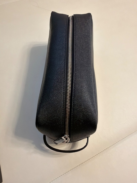 イブサンローラン  （ブランドバッグ）の商品画像 - 査定依頼日：2026年3月3日 - 最高査定価格：40,000円