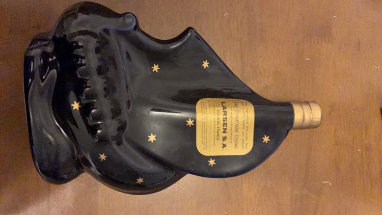 ラーセン ヴァイキングシップ ナイトブルー（お酒）の商品画像 - 査定依頼日：2026年4月6日 - 最高査定価格：700円