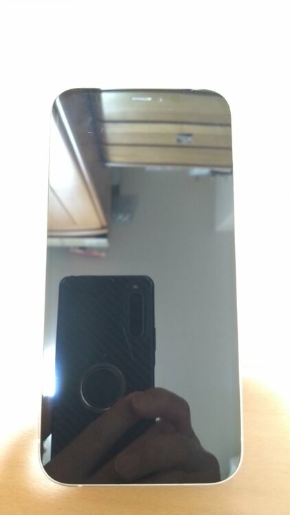 iPhone 12 256GB docomo（スマホ）の商品画像 - 査定依頼日：2026年5月1日 - 最高査定価格：26,000円