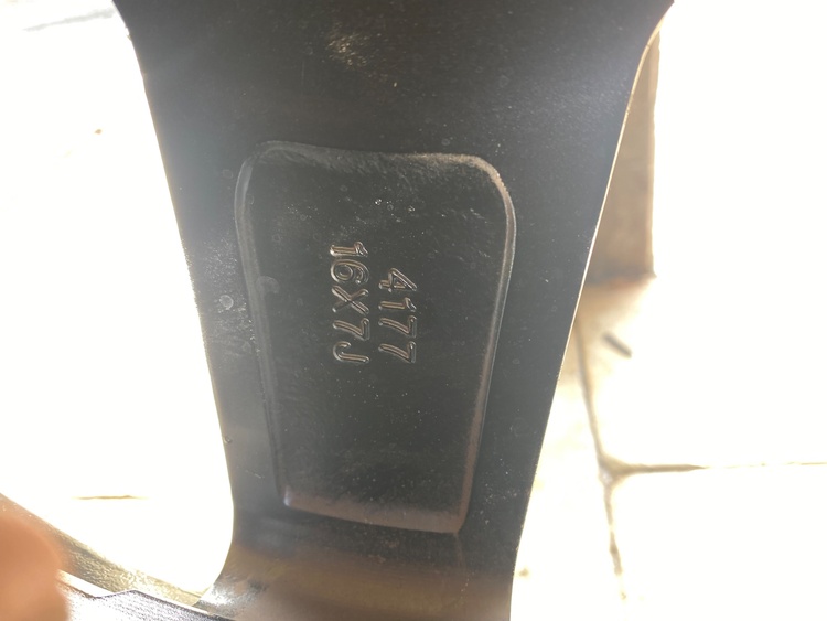 リフトアップしたヤリスクロスで使用のアルミ+スタッドレスタイヤ（カー用品）の商品画像 - 査定依頼日：2026年2月14日 - 最高査定価格：10,000円