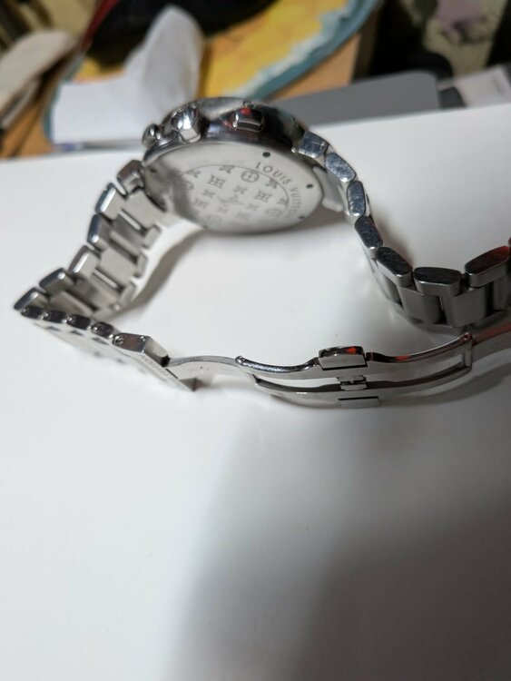 ルイビトンタンブラーオートマジックロード（高級時計）の商品画像 - 査定依頼日：2026年5月5日 - 最高査定価格：145,000円