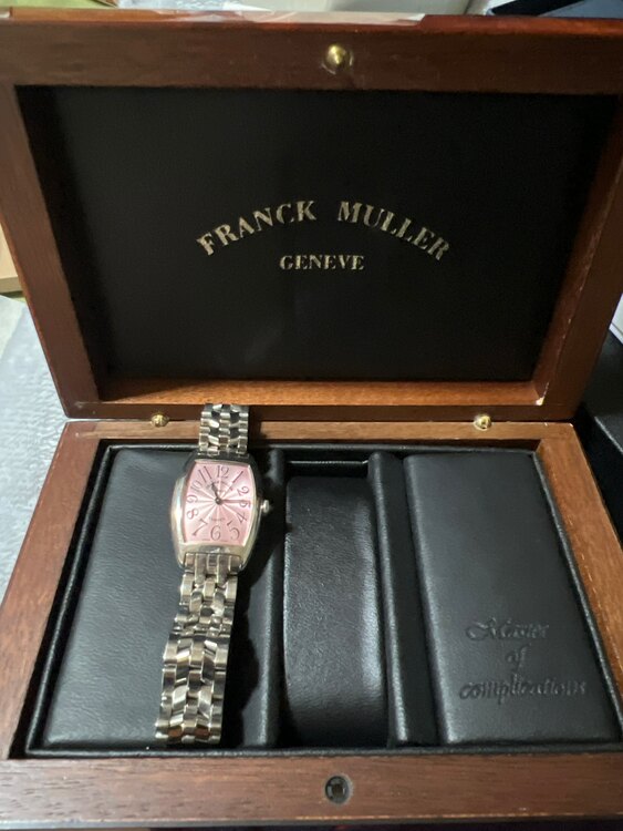 フランクミュラー トノウカーベックス 1752 Q（高級時計）の商品画像 - 査定依頼日：2025年3月30日 - 最高査定価格：200,000円