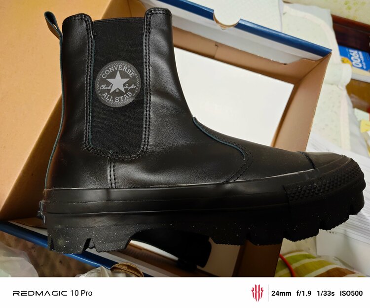 オールスター レザー （古着・ファッション）の商品画像 - 査定依頼日：2026年2月20日 - 最高査定価格：100,000円