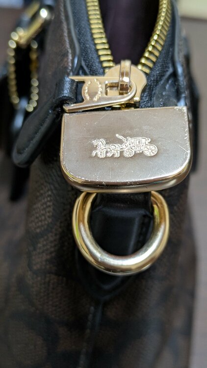 その他 コーチ （ブランドバッグ）の商品画像 - 査定依頼日：2026年3月27日 - 最高査定価格：2,500円