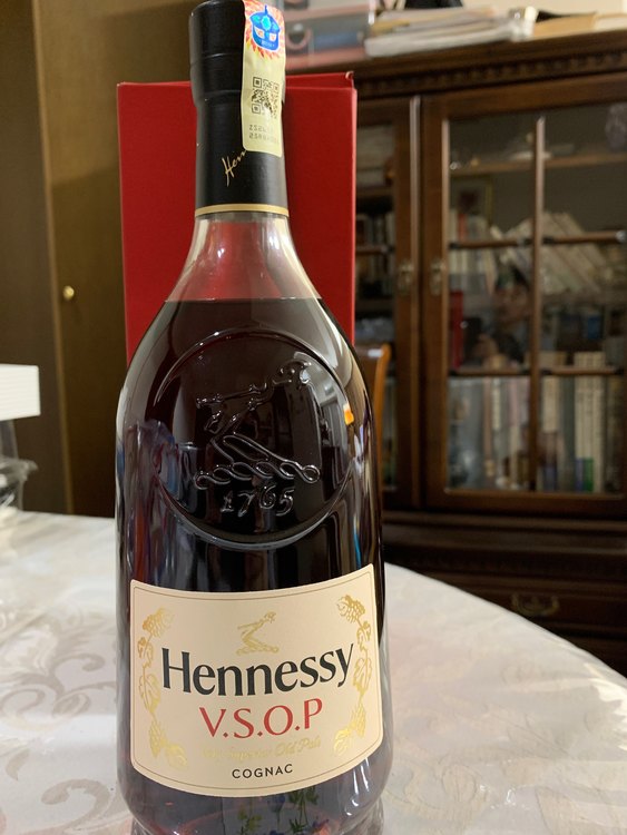 ブランデー ヘネシー （お酒）の商品画像 - 査定依頼日：2023年11月15日 - 最高査定価格：5,000円