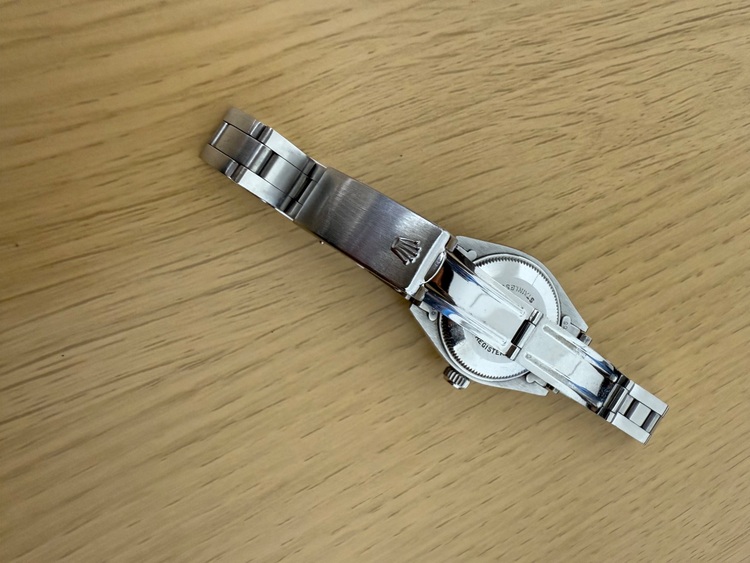 オイスターパーペチュアルデイト（高級時計）の商品画像 - 査定依頼日：2025年8月31日 - 最高査定価格：370,000円