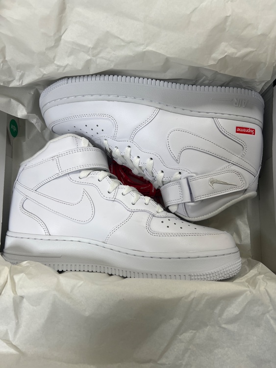 NIKEエアフォース１ＭＩＤWhite（古着・ファッション）の商品画像 - 査定依頼日：2026年1月26日 - 最高査定価格：14,000円