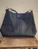 ショルダーバッグ（ブランドバッグ）の商品画像 - 査定依頼日：2026年2月23日 - 最高査定価格：3,000円