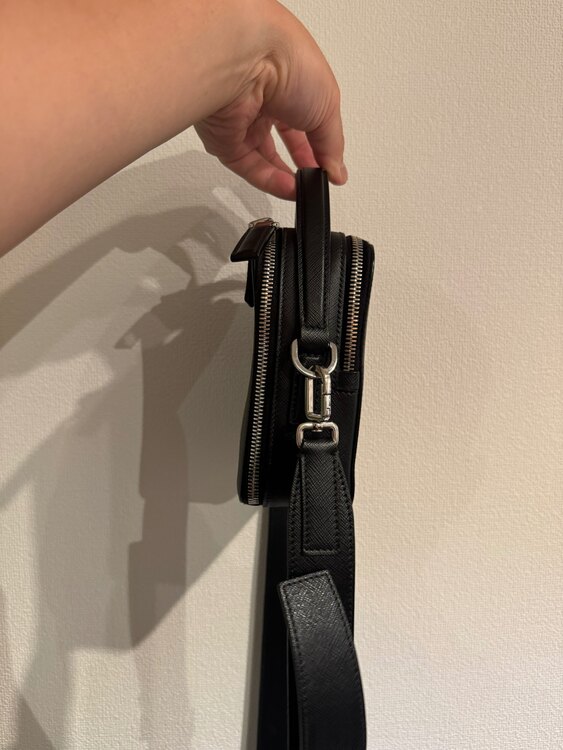 プラダ  （ブランドバッグ）の商品画像 - 査定依頼日：2025年4月23日 - 最高査定価格：100,000円