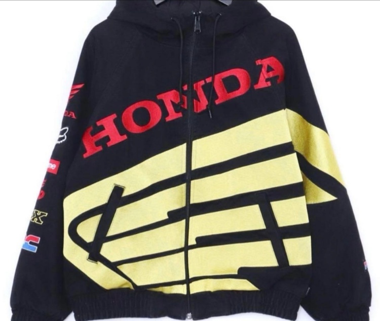 Supreme Honda Fox Racing Puff（古着・ファッション）の商品画像 - 査定依頼日：2026年2月18日 - 最高査定価格：25,000円