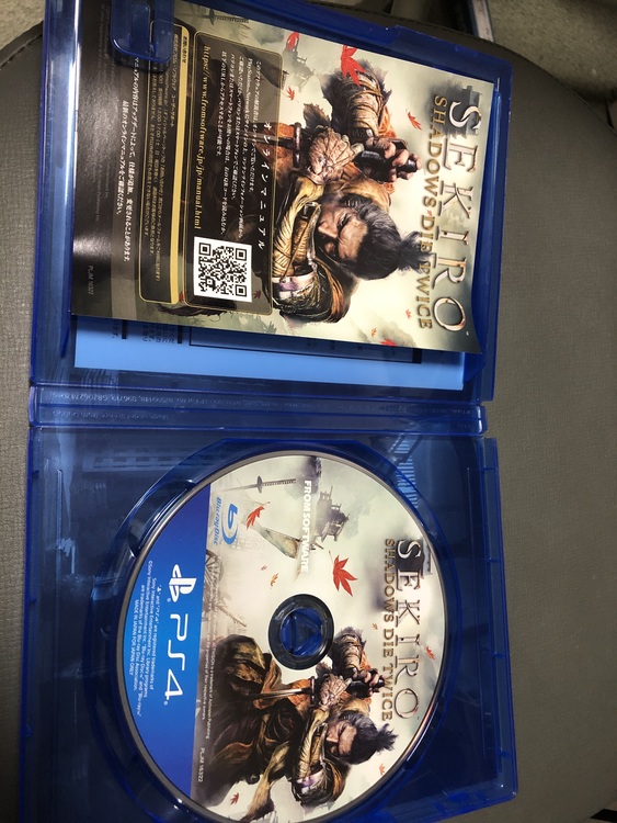 SEKIRO SHADOWS DIE TWICE（ゲーム機本体・ゲームソフト）の商品画像 - 査定依頼日：2020年10月5日 - 最高査定価格：2,100円