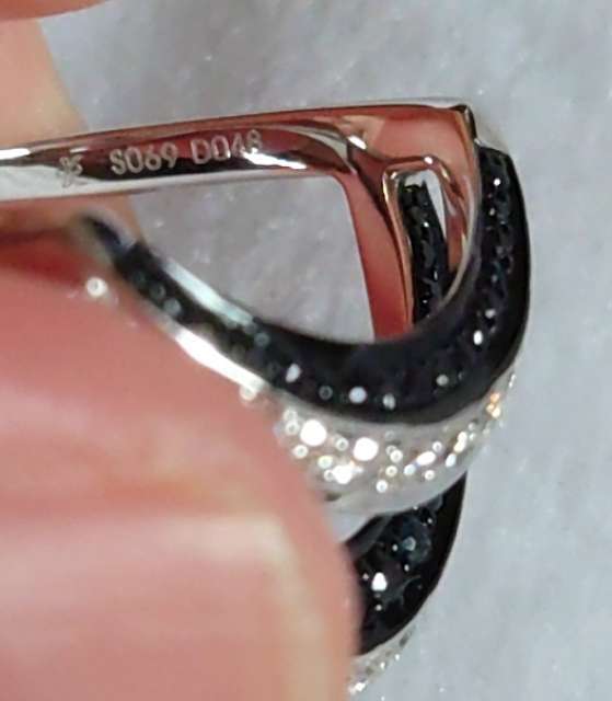 カラッチ リング（宝石）の商品画像 - 査定依頼日：2023年10月18日 - 最高査定価格：50,000円