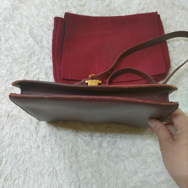 カルティエ ショルダーバック（ブランドバッグ）の商品画像 - 査定依頼日：2025年6月22日 - 最高査定価格：10,000円