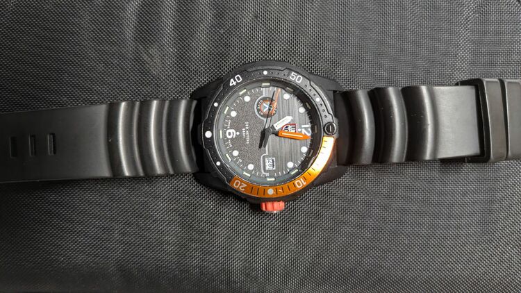 その他 その他 ref.372（高級時計）の商品画像 - 査定依頼日：2025年11月30日 - 最高査定価格：999円