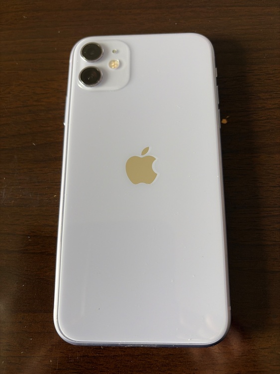 iPhone11 128GB au（スマホ）の商品画像 - 査定依頼日：2026年2月16日 - 最高査定価格：21,000円