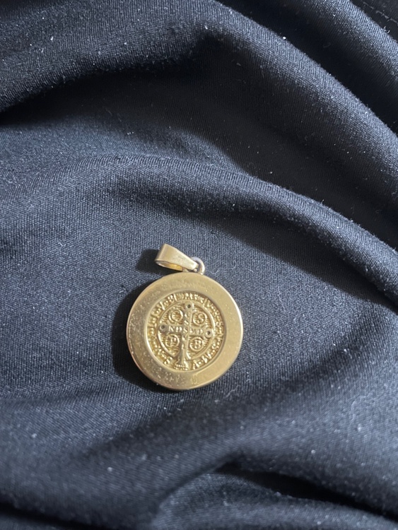 マリアペンダント（金・貴金属）の商品画像 - 査定依頼日：2026年2月16日 - 最高査定価格：100,000円