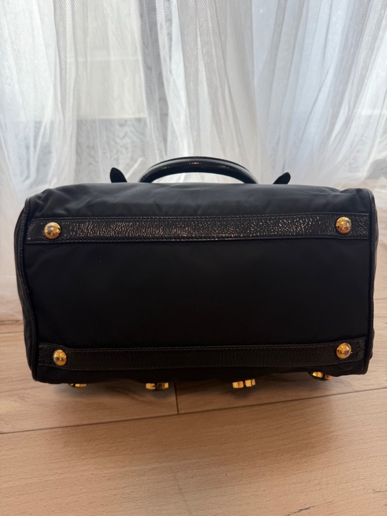 プラダ  （ブランドバッグ）の商品画像 - 査定依頼日：2026年2月15日 - 最高査定価格：65,000円