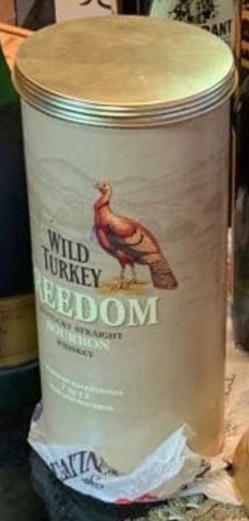 ウイスキー ワイルドターキー （お酒）の商品画像 - 査定依頼日：2025年11月29日 - 最高査定価格：18,000円