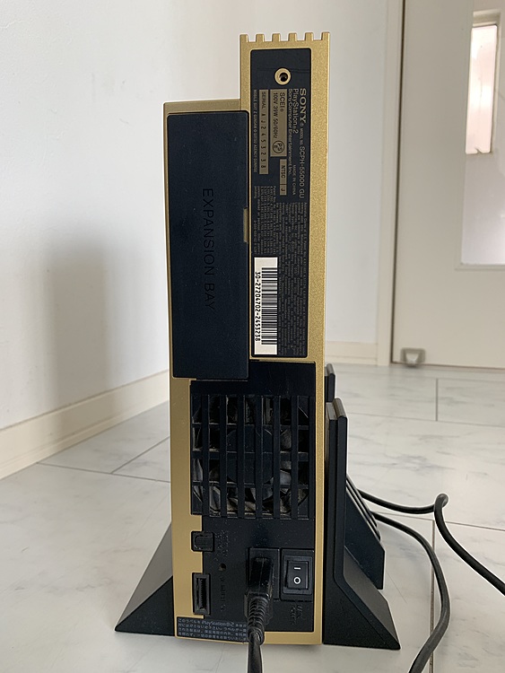 プレイステーション2本体 Zガンダム百式ゴールドパック（ゲーム機本体・ゲームソフト）の商品画像 - 査定依頼日：2019年12月29日 - 最高査定価格：4,200円