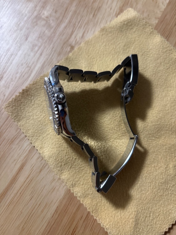 ロレックス ヨットマスター 12962（高級時計）の商品画像 - 査定依頼日：2026年4月12日 - 最高査定価格：2,400,000円