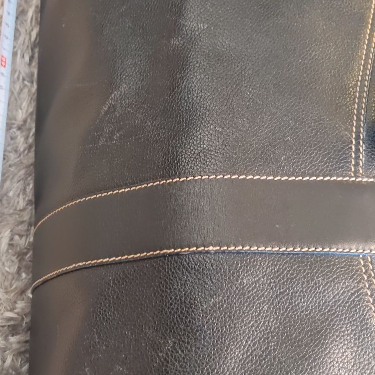 dunhill　ボストンバッグ（ブランド財布・小物）の商品画像 - 査定依頼日：2021年9月26日 - 最高査定価格：3,000円