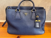 プラダ  （ブランドバッグ）の商品画像 - 査定依頼日：2025年9月30日 - 最高査定価格：70,000円