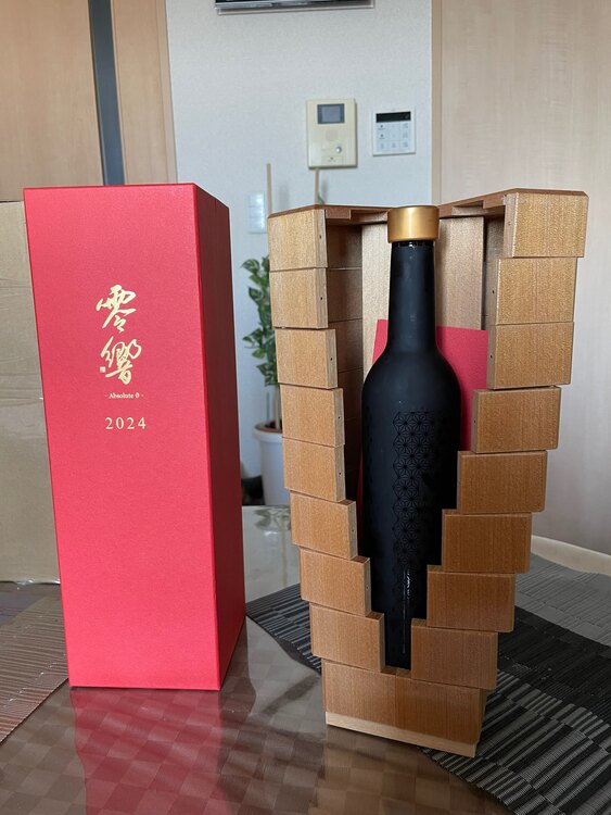 龍泉2024、零響2024（お酒）の商品画像 - 査定依頼日：2025年1月23日 - 最高査定価格：180,000円