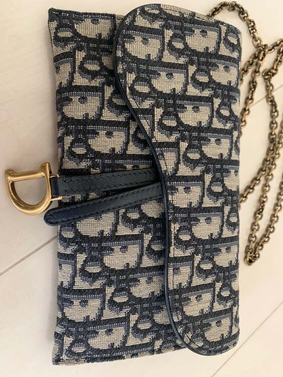 ディオール  （ブランドバッグ）の商品画像 - 査定依頼日：2025年5月11日 - 最高査定価格：135,000円