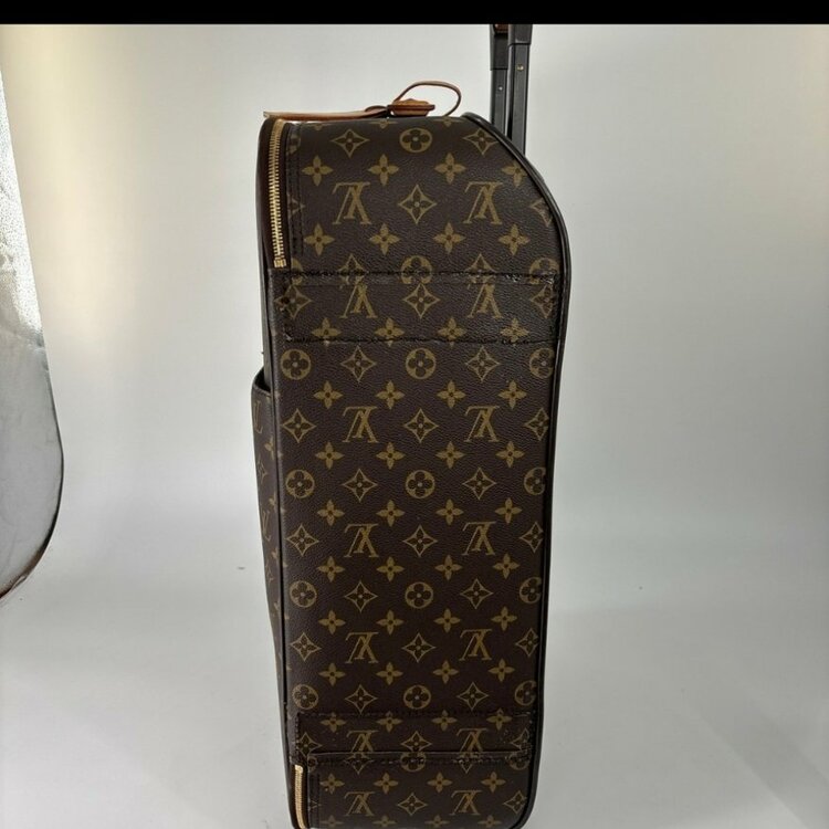 ルイヴィトン モノグラム ペガス55 キャリーバッグ（ブランドバッグ）の商品画像 - 査定依頼日：2026年3月6日 - 最高査定価格：100,000円