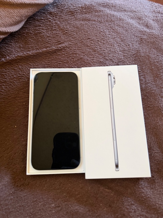 iPhoneAir（スマホ）の商品画像 - 査定依頼日：2026年2月27日 - 最高査定価格：130,000円