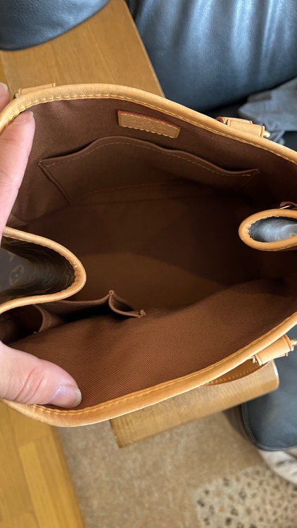 ルイヴィトンモノグラムバティニョール（ブランドバッグ）の商品画像 - 査定依頼日：2026年1月23日 - 最高査定価格：100,000円