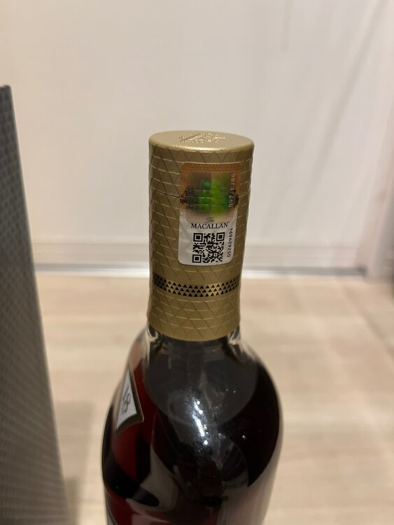 マッカラン18年（お酒）の商品画像 - 査定依頼日：2025年1月18日 - 最高査定価格：38,000円