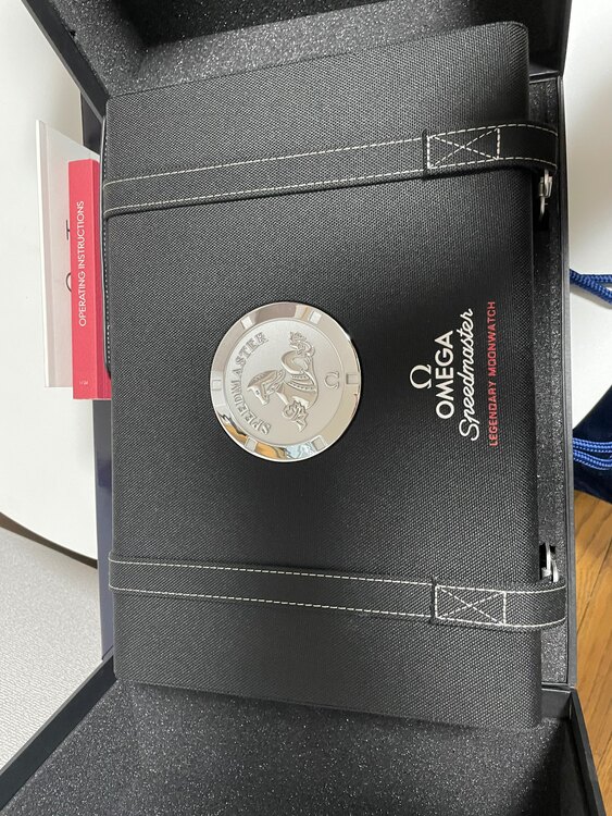 オメガスピードマスター プロフェッショナル（高級時計）の商品画像 - 査定依頼日：2025年1月9日 - 最高査定価格：550,000円