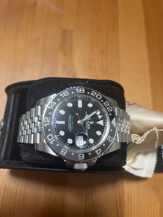 ロレックス GMTマスター 126710GRNr（高級時計）の商品画像 - 査定依頼日：2025年6月24日 - 最高査定価格：2,700,000円