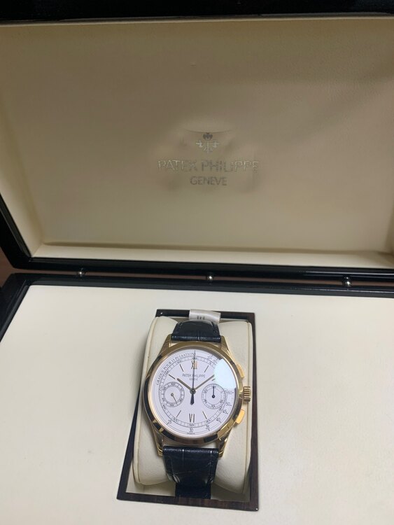パテックフィリップ カラトラバ 5170（高級時計）の商品画像 - 査定依頼日：2025年3月22日 - 最高査定価格：3,750,000円