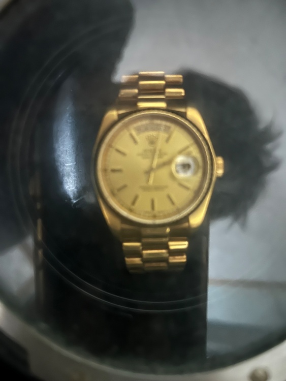 ロレックス デイデイト （高級時計）の商品画像 - 査定依頼日：2026年2月15日 - 最高査定価格：3,100,000円