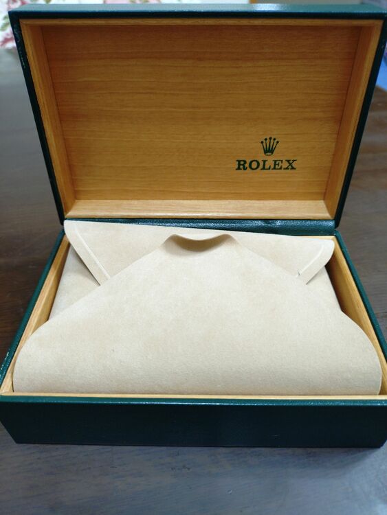 ロレックス パーペチュアルデイト 16233（高級時計）の商品画像 - 査定依頼日：2025年6月8日 - 最高査定価格：900,000円