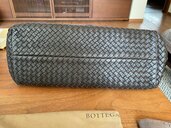 ボッテガ・ヴェネタ  （ブランドバッグ）の商品画像 - 査定依頼日：2024年9月24日 - 最高査定価格：95,000円